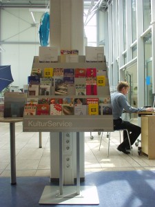 PremiumKultur Display Bibliothek